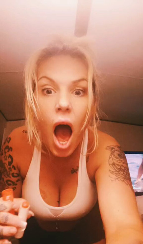 Ashton Sidney star naked pics