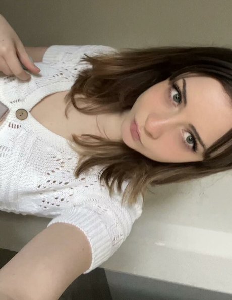 Kelsey Grzybowski pornstar beautiful picture