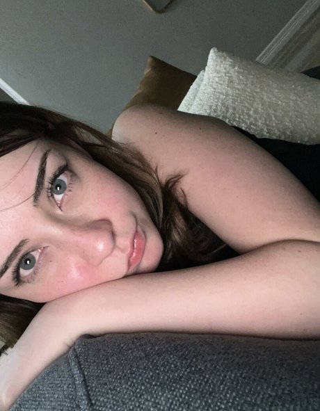 Kelsey Grzybowski star sexy images