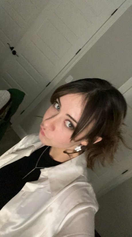 Kelsey Grzybowski model hd pic