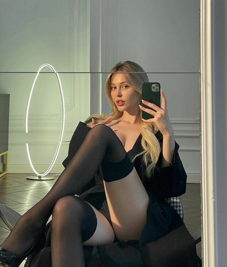 evalevel porn star photos