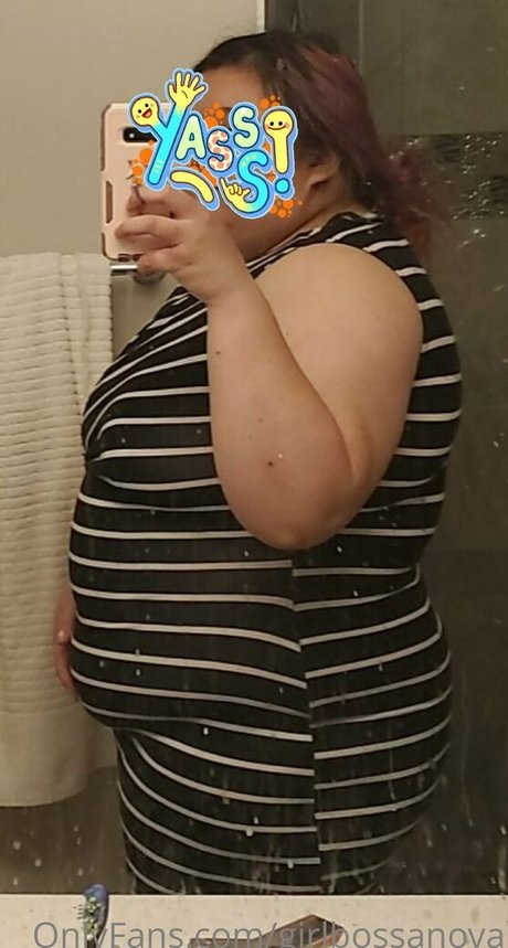 girlbossanova hot actress img