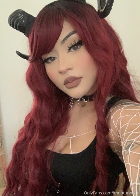 imnoturwaifu star beautiful galleries