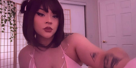 imnoturwaifu star pornographic photo