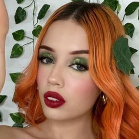 camilavil free star photo