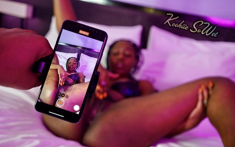 freekookiies pornstar nude photo