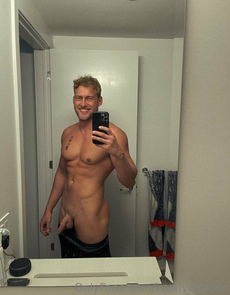 lovelycaptain sex actress pictures