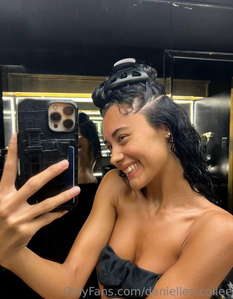 daniellenicollee pretty actress photos