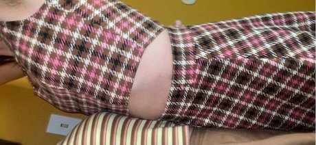 Lilac Lullaby model erotic pics