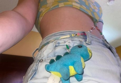 Lilac Lullaby model exclusive pic