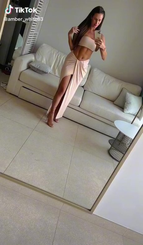 Amberwhite83 pornstar exclusive photo