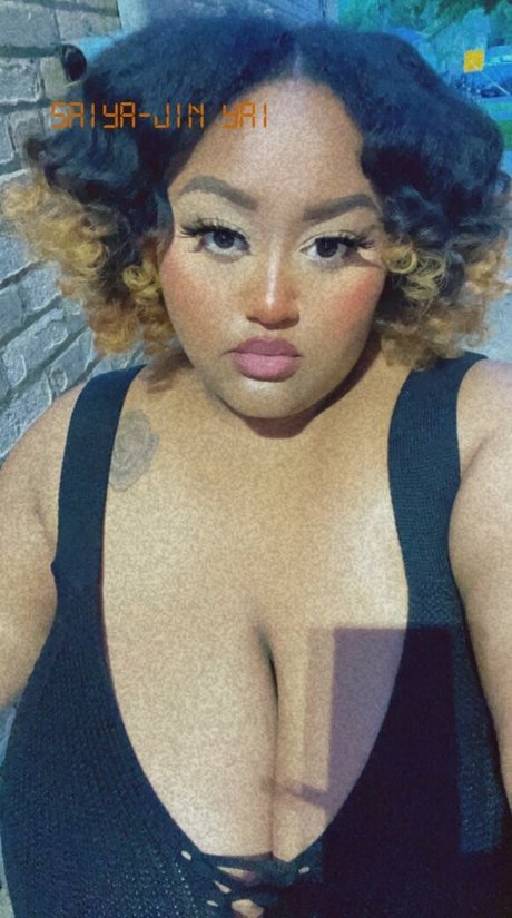 Anyai The Saiyan pornstar hot images