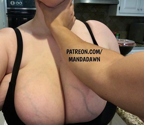 mandadawn nudes pornstar pictures