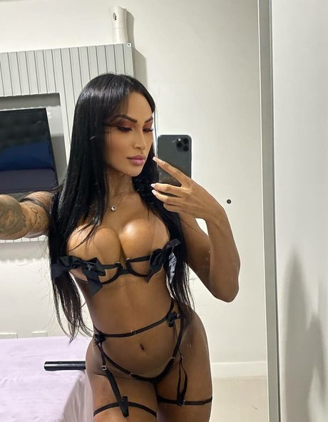 Iasmin Felix exclusive star galleries