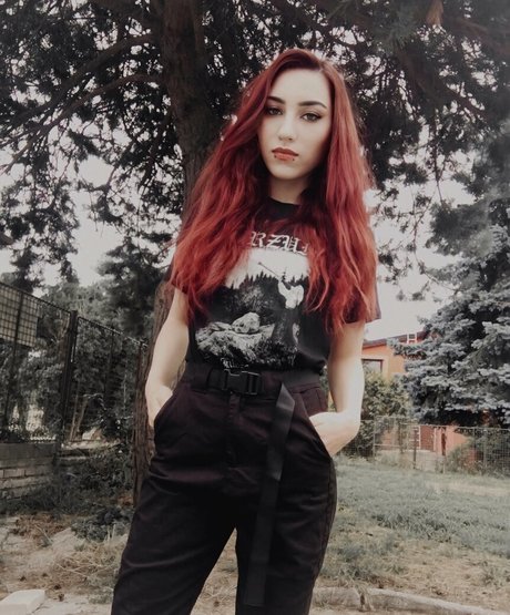 freyanillinht sex model photo