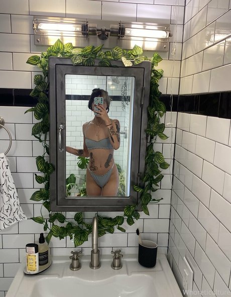 whoreticulture free model galleries