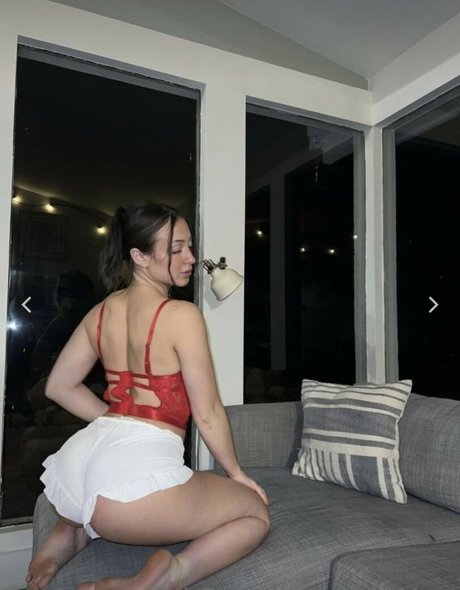 Delaney Short model beautiful gallery