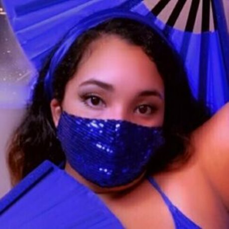 cardisego naked model images