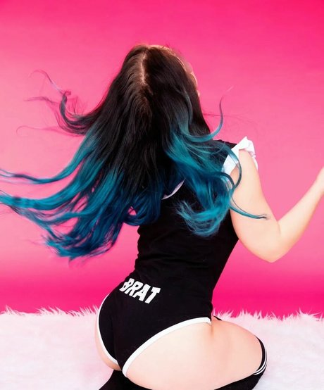 CuteMissLiz xxx pornstar pic