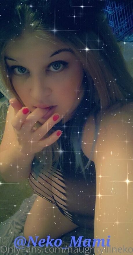 naughtylilnekofree high quality pornstar photos