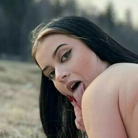 AndreeaKg19 model beautiful archive