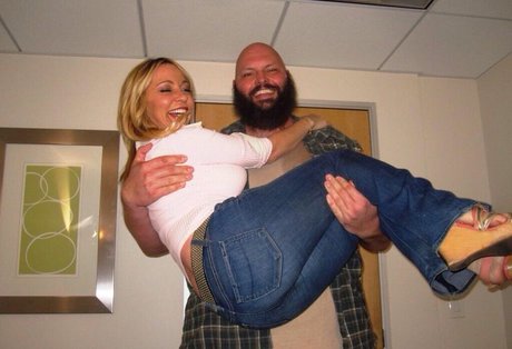 Tara Strong star xxx galleries