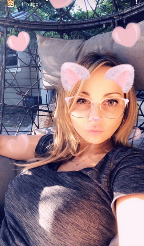 Tara Strong beautiful model gallery