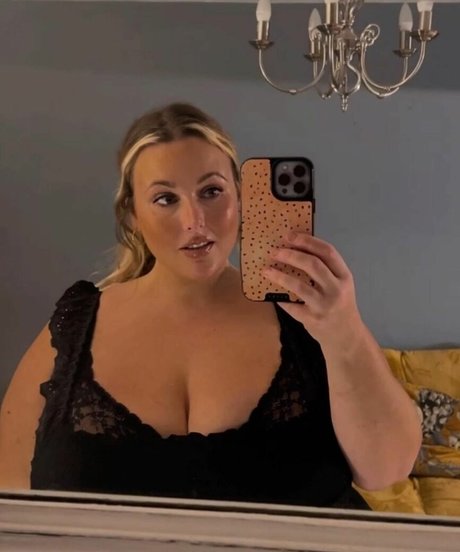 juiceefruitee nudes actress photo