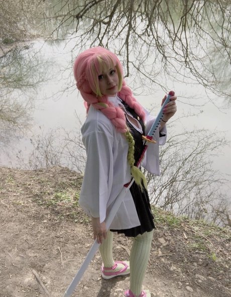 lunachan tv model sexy image