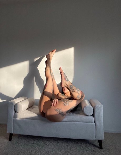 meganinked sexy pornstar gallery