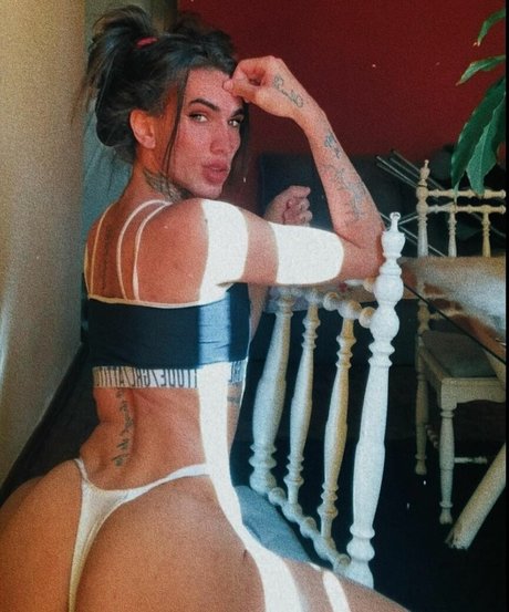 Igracianni naked actress photos