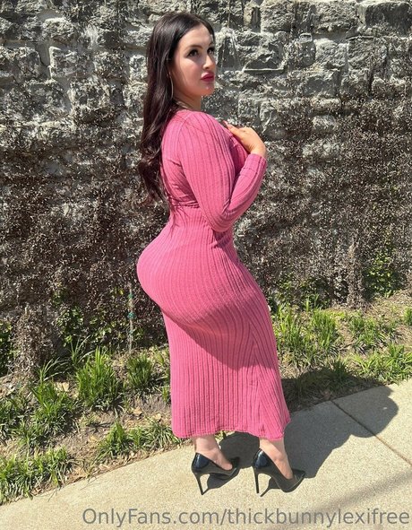 thickbunnylexifree exclusive model photos