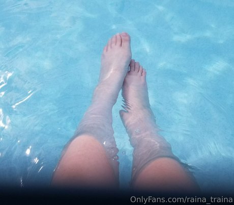 raina traina exclusive model img