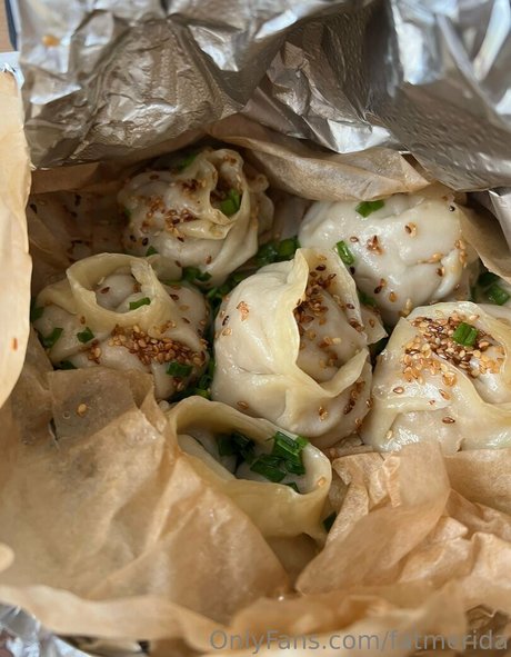 beautiful asian onlyfans naked images