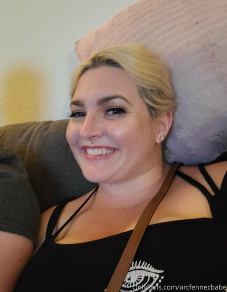 arcfennecbabe erotic model img