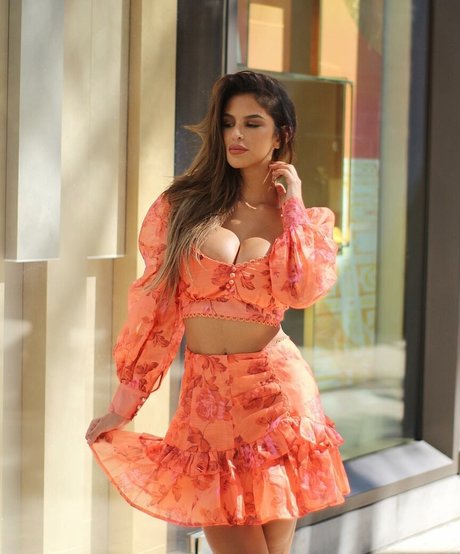 Briannagova pornstar exclusive image