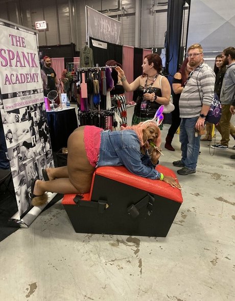 itsjuicytee hot actress images