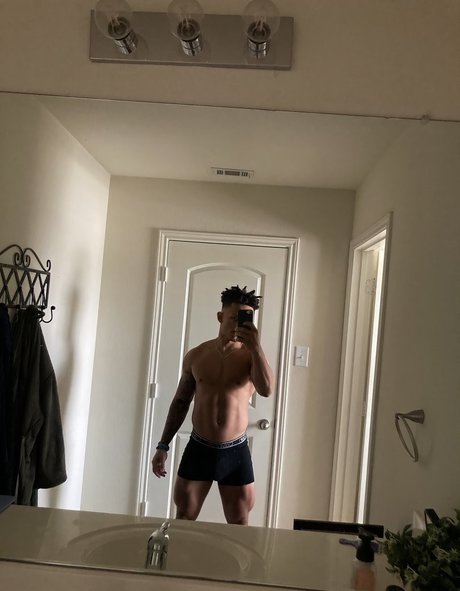 Big marvjr pornographic star pic