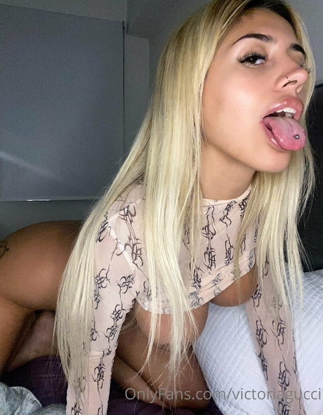 victoriagucci xxx pornstar gallery