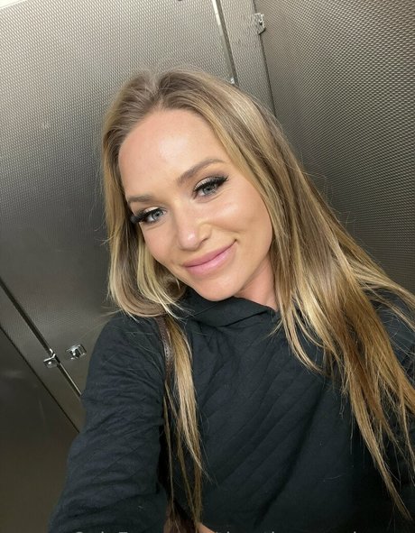 theathenaanderson pornstar perfect images