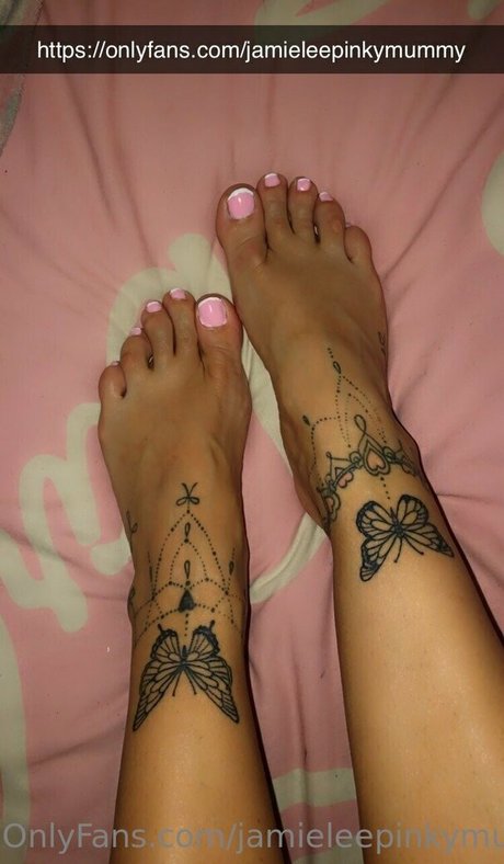 Jamieleepinkymummy erotic star archive