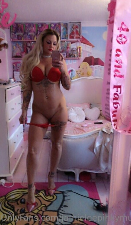 Jamieleepinkymummy free model pic