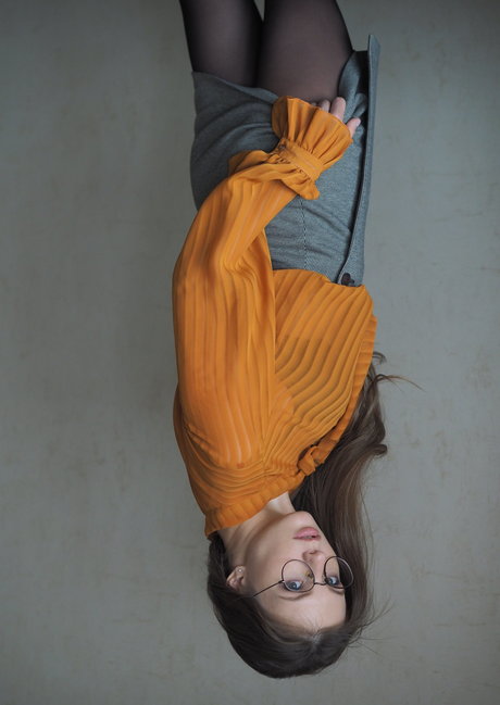 Anyutamoor nude model pictures