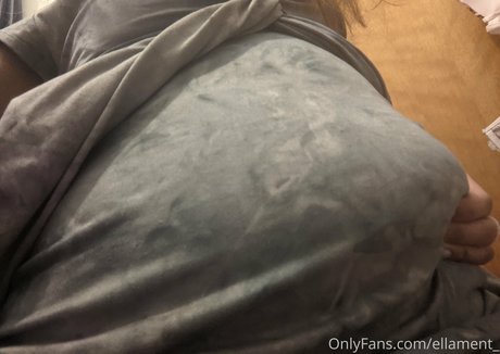 ellaeating star hot img