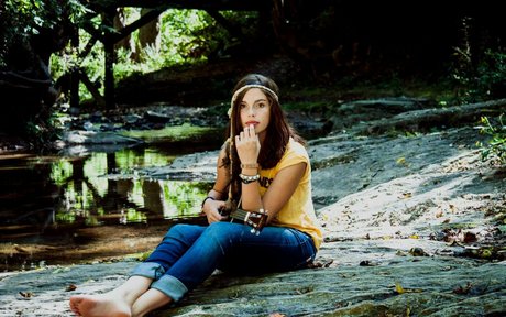 Perla Haney Jardine nude model archive