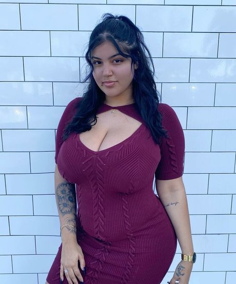 Marian Tatte model perfect photos