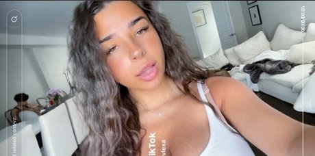 Alexa F model porn gallery