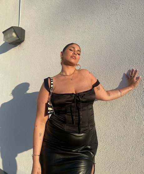 La Tecia Thomas exclusive actress pic