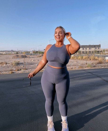 Taya Christian top star pictures