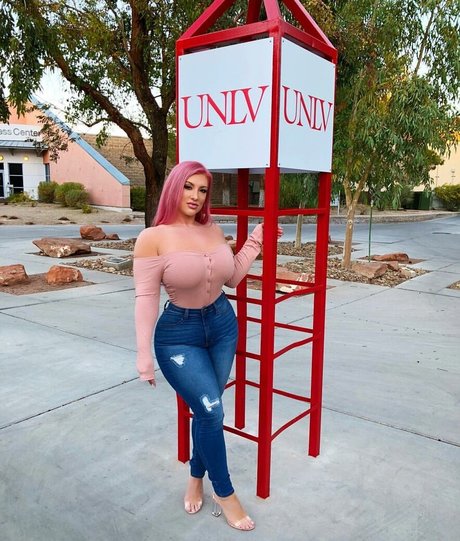 Taya Christian high quality pornstar images